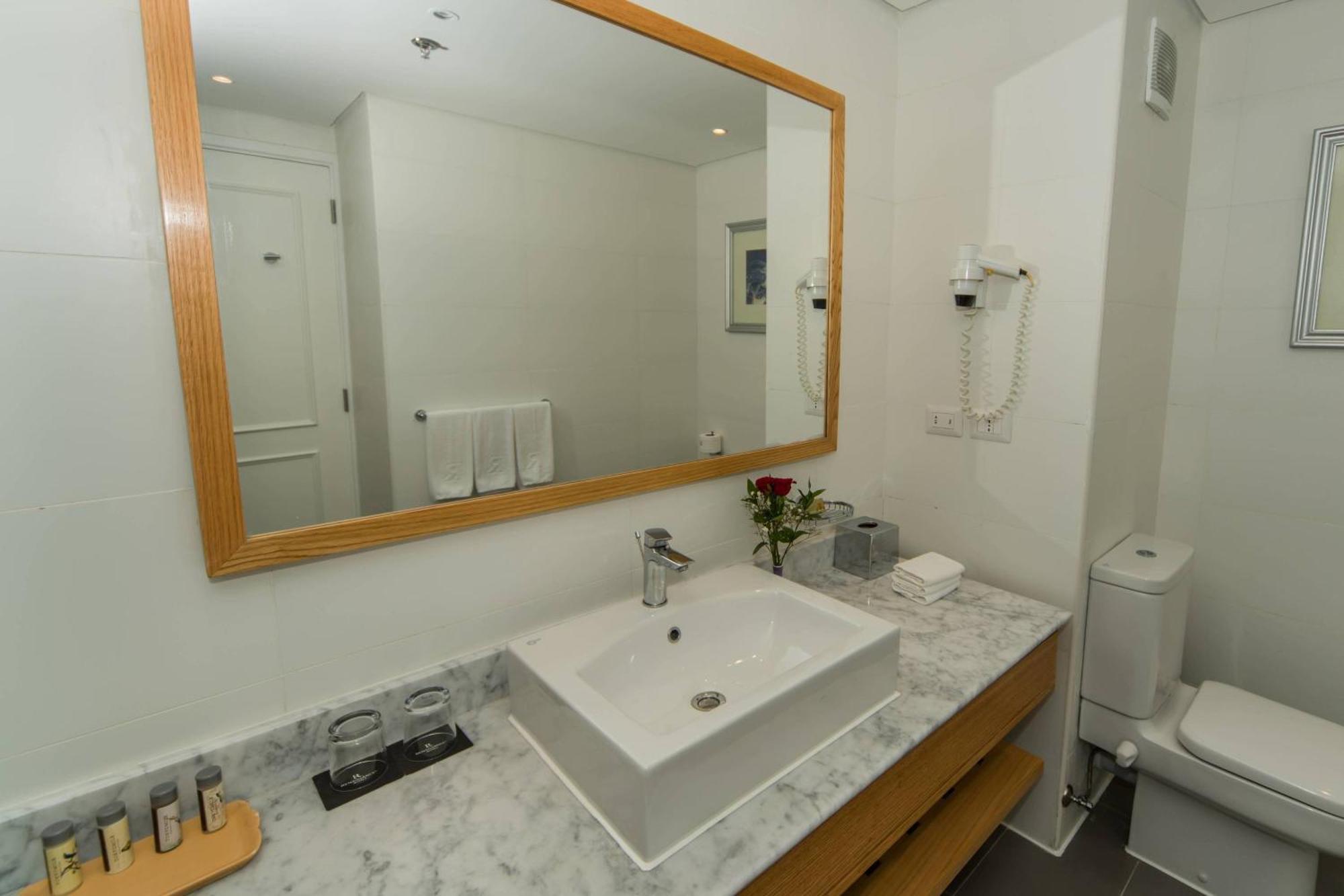 Renaissance Sharm El Sheikh Golden View Beach Resort Exterior foto Bathroom